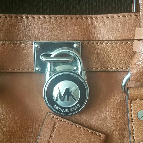 Michael Kors Hamilton bag - Picture 2 of 6